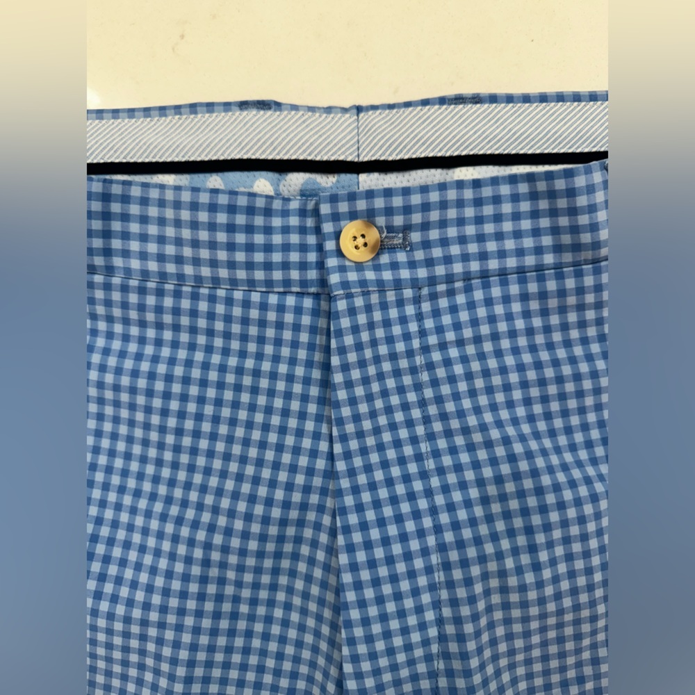 Peter Millar Featherweight Golf Shorts Size 36 - Picture 3 of 11